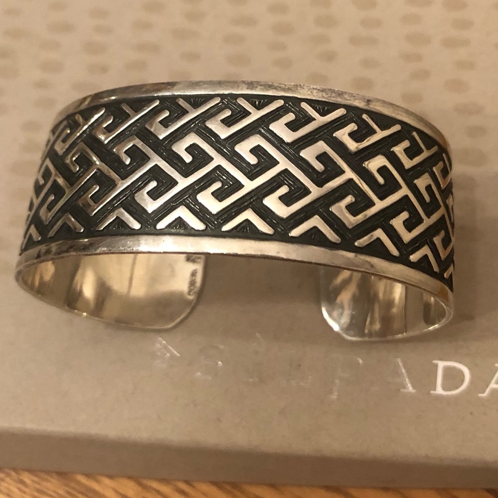 Rare Vintage Silpada Sterling Silver Aztec Design Cuff Bracelet B1165